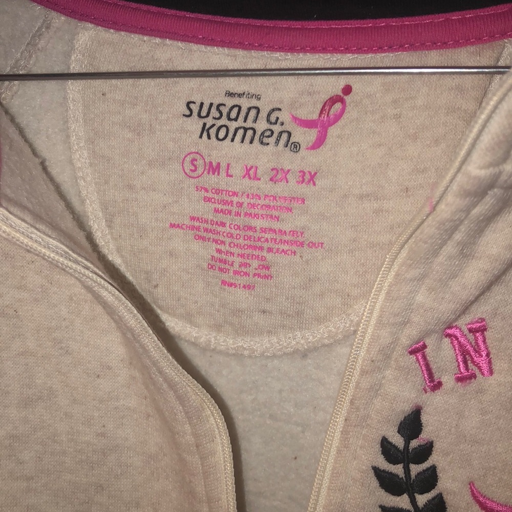 Susan G Komen pullover - Picture 2 of 3
